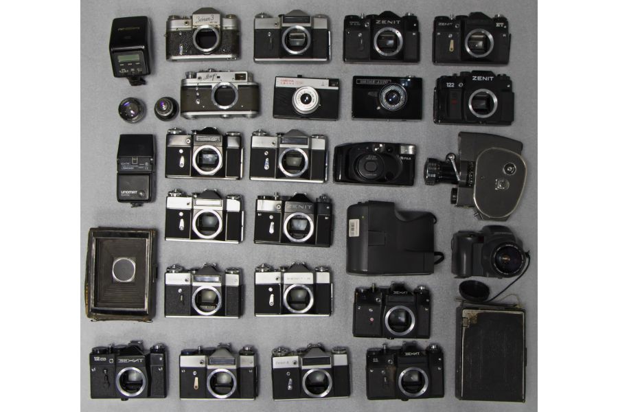 Фотоаппараты и прочие фототовары (29 штук) Комплект №7