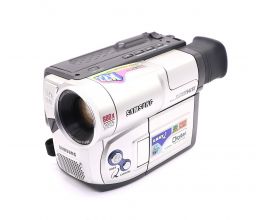 Видеокамера Samsung VP-L700