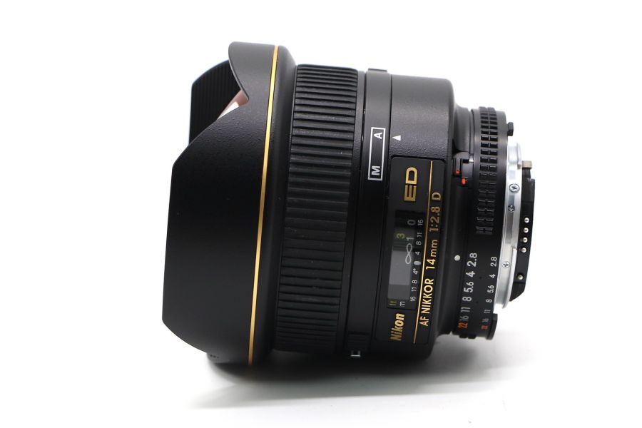 Nikon 14mm f/2.8D ED AF Nikkor (Japan)