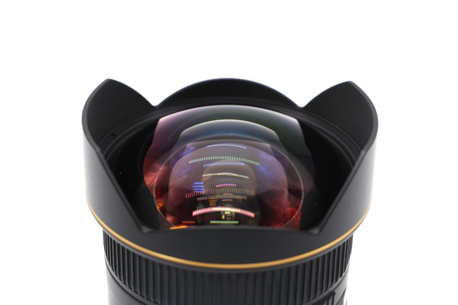 Nikon 14mm f/2.8D ED AF Nikkor (Japan)
