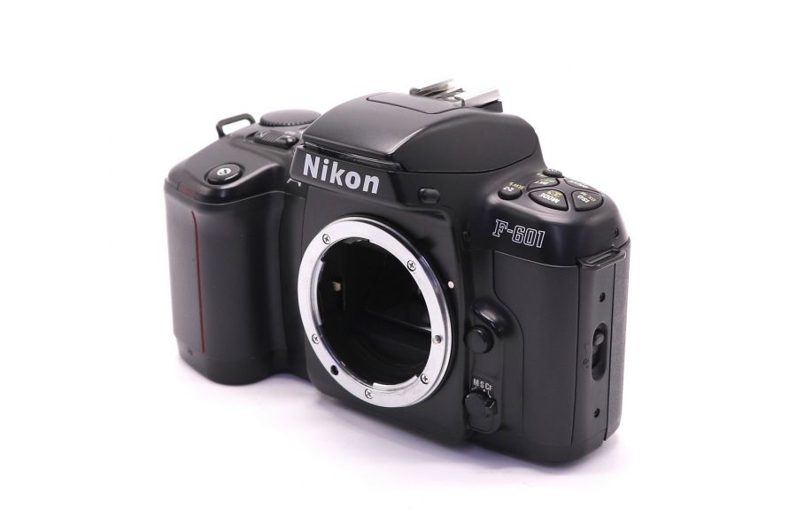 Nikon F-601 body (Thailand)