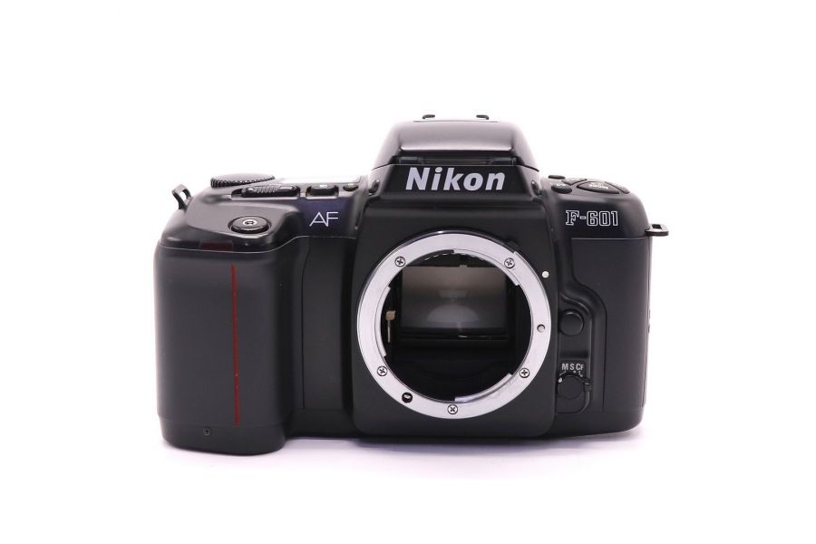 Nikon F-601 body (Thailand)