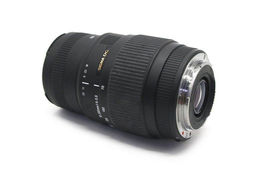 Sigma AF 70-300mm f/4-5.6 DL Macro for Canon (Japan, 2001)