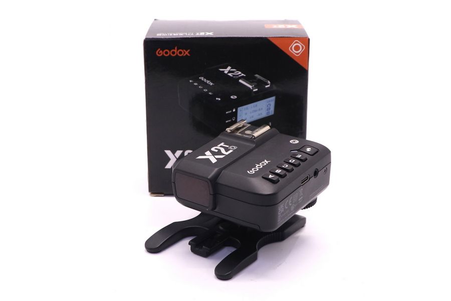 Радиосинхронизатор Godox X2T-O в упаковке