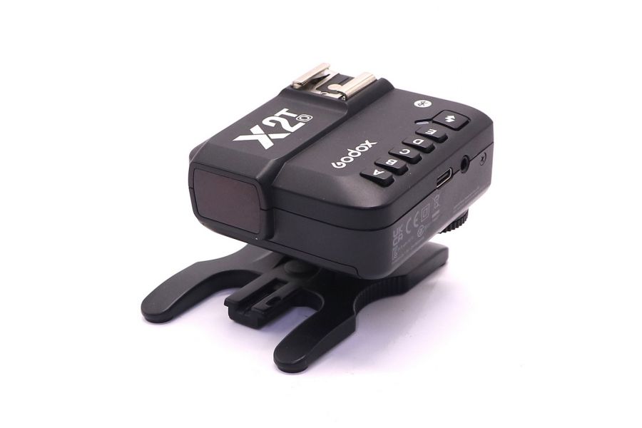 Радиосинхронизатор Godox X2T-O в упаковке