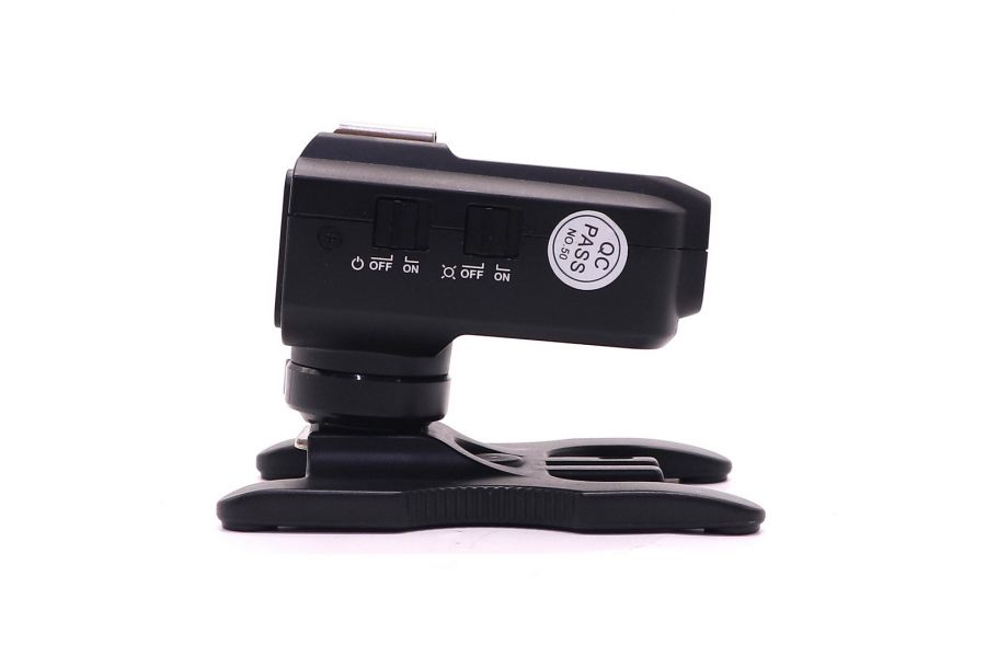 Радиосинхронизатор Godox X2T-O в упаковке