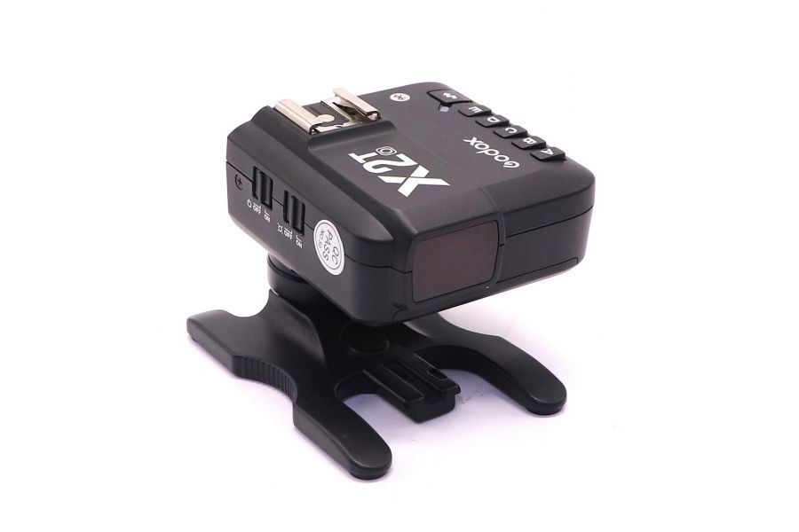 Радиосинхронизатор Godox X2T-O в упаковке