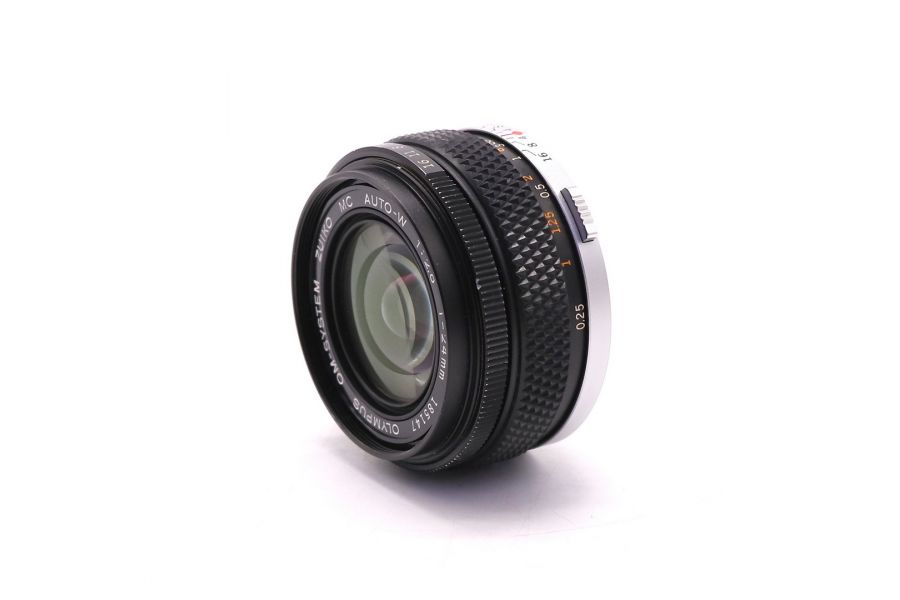 Olympus OM-System Zuiko Auto-W 24mm f/2.8 (Japan)