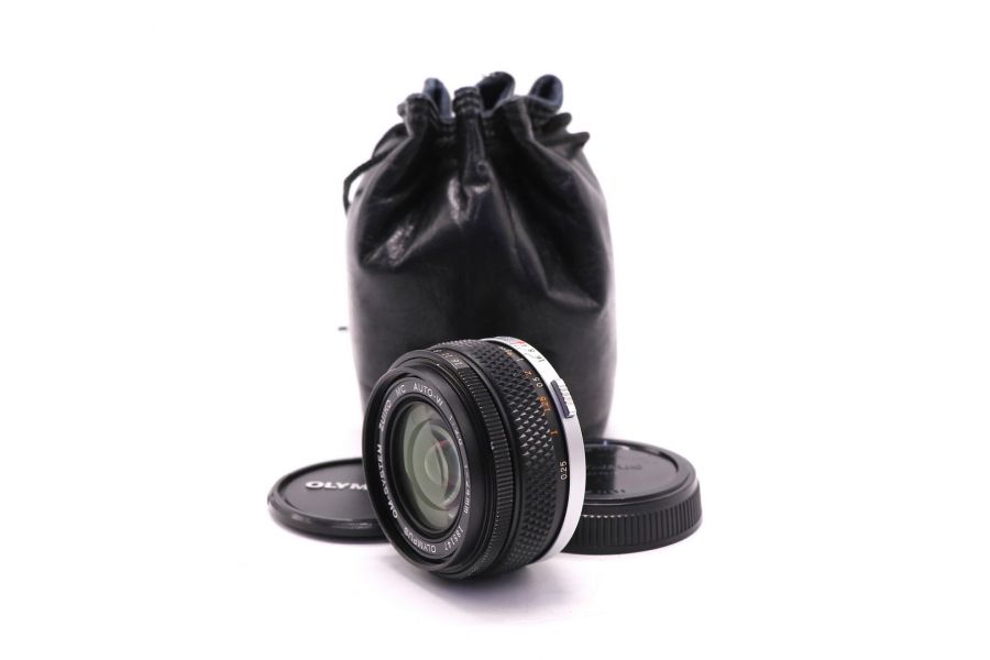 Olympus OM-System Zuiko Auto-W 24mm f/2.8 (Japan)