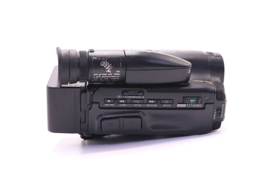 Видеокамера Sony CCD-TR105E