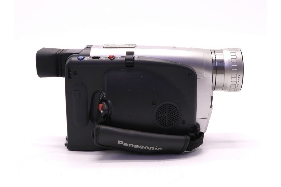 Видеокамера аналоговая Panasonic NV-VZ9EU