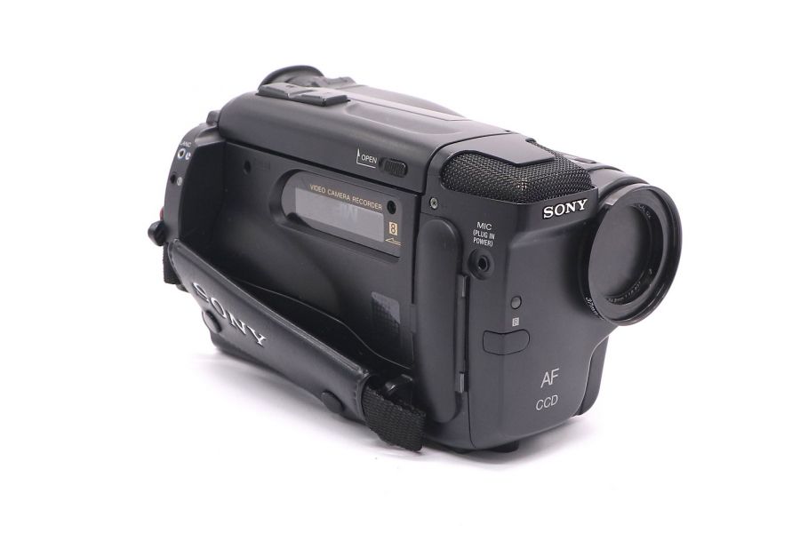 Видеокамера Sony CCD-TR380E