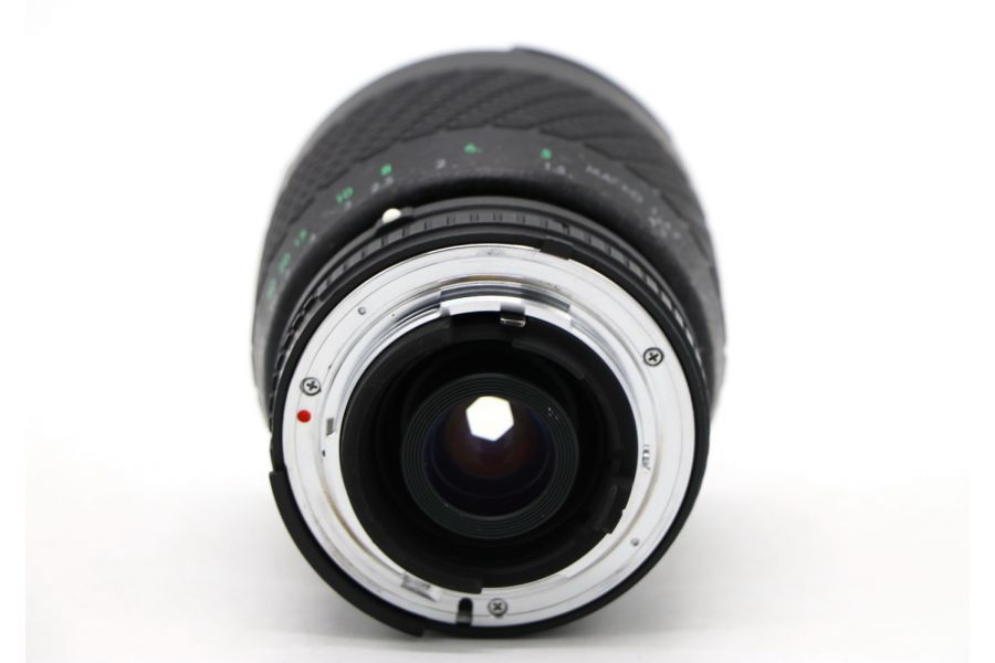 Sigma UC ZOOM 70-210mm f/4-5.6 Nikon F