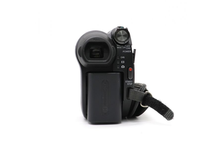 Видеокамера Sony DCR-DVD109E в упаковке 