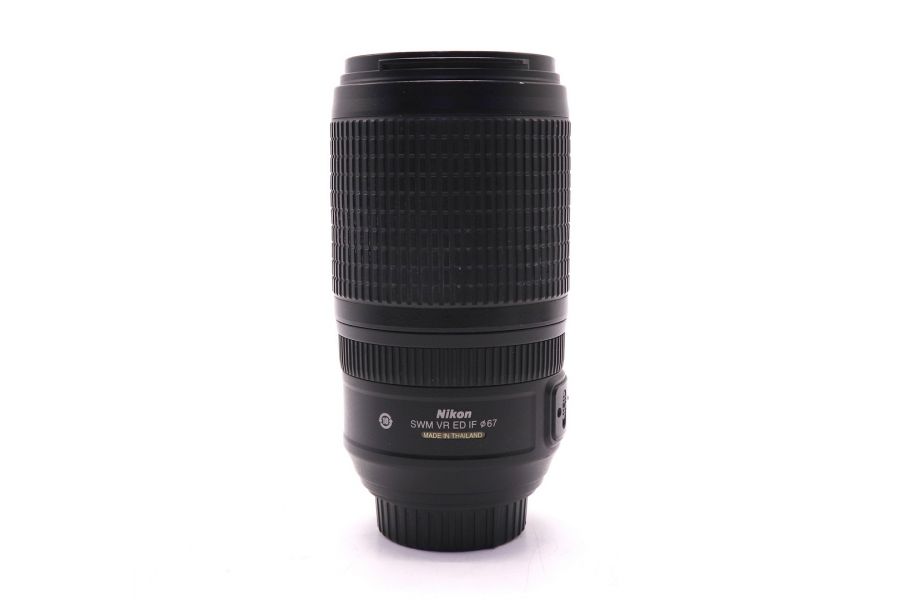 Nikon 70-300mm f/4.5-5.6G ED-IF AF-S VR Zoom-Nikkor (Thailand, 2016)