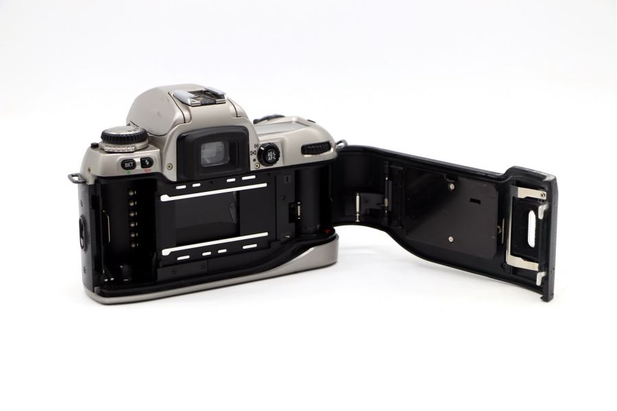 Nikon F80 body б/у, Japan