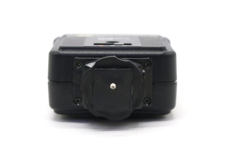 Фотовспышка Praktica 321A