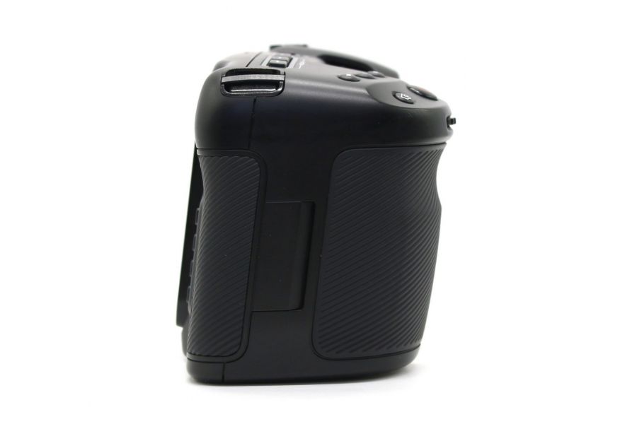 Blackmagic Design Pocket Cinema Camera 4K в упаковке