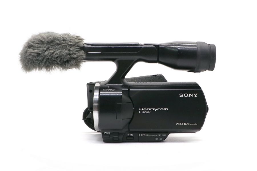 Видеокамера Sony NEX-VG20E