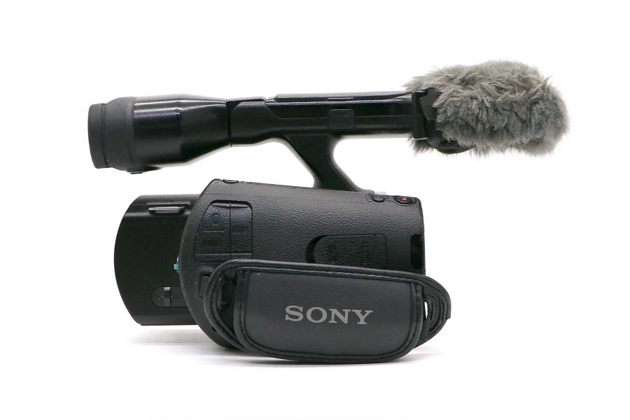 Видеокамера Sony NEX-VG20E