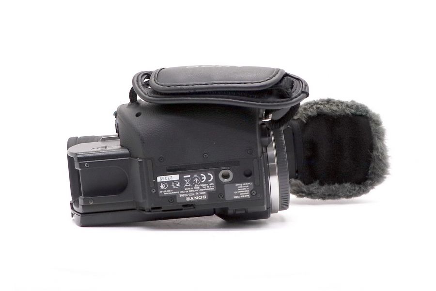 Видеокамера Sony NEX-VG20E