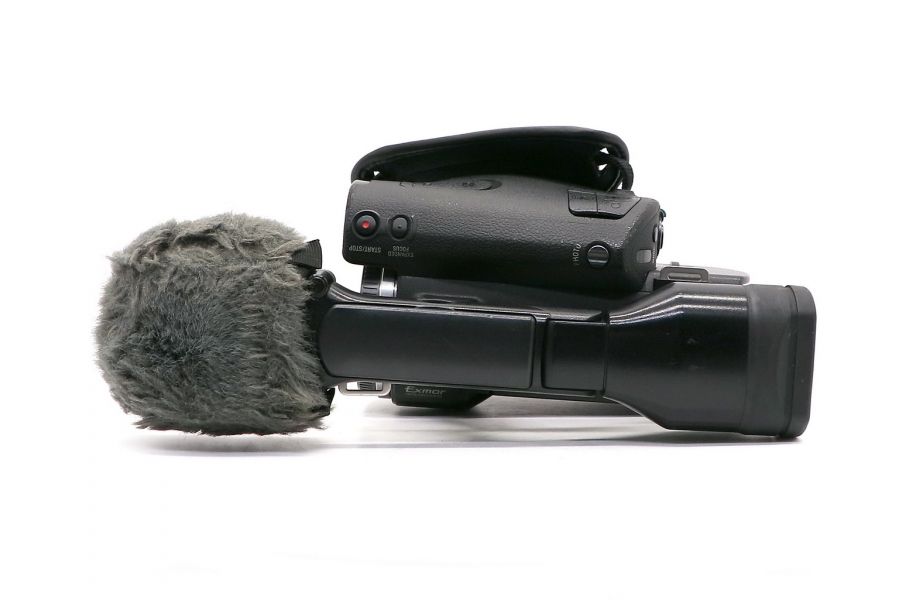 Видеокамера Sony NEX-VG20E