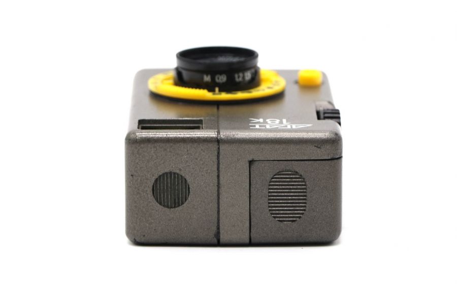 Агат 18К серый пленочный фотоаппарат (БелОМО)