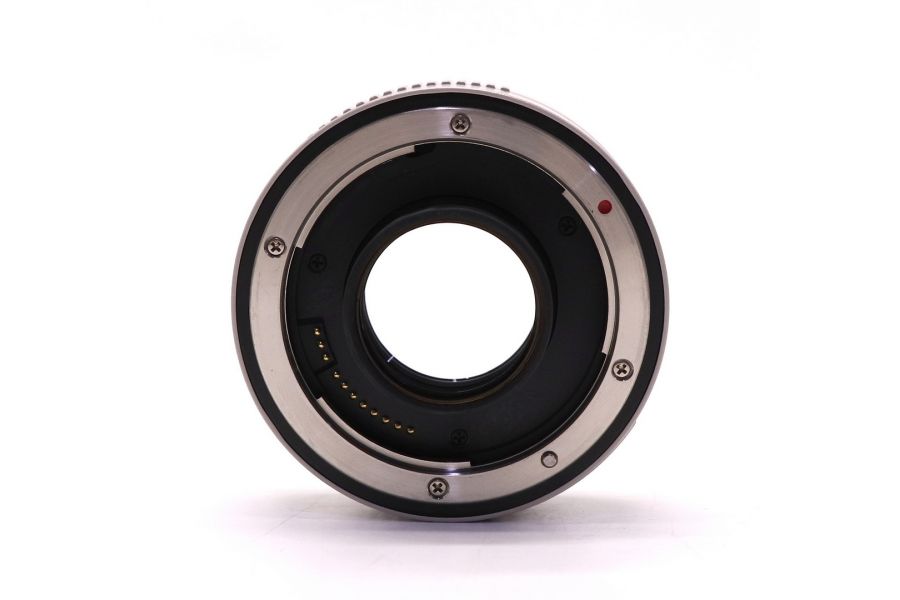 Телеконвертер Canon Extender EF 1.4x II в упаковке