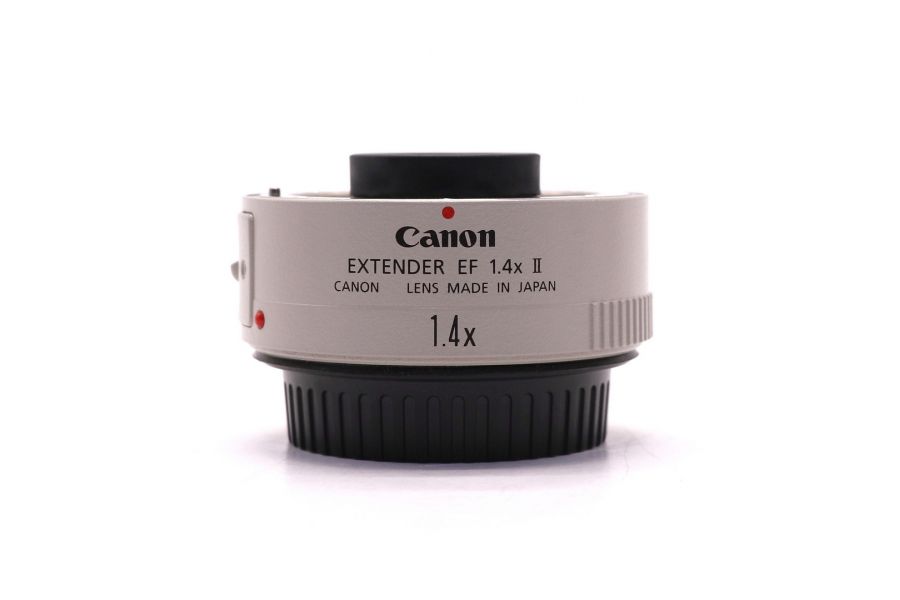 Телеконвертер Canon Extender EF 1.4x II в упаковке