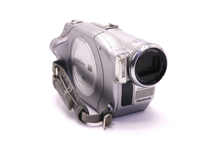 Видеокамера Panasonic VDR-D300
