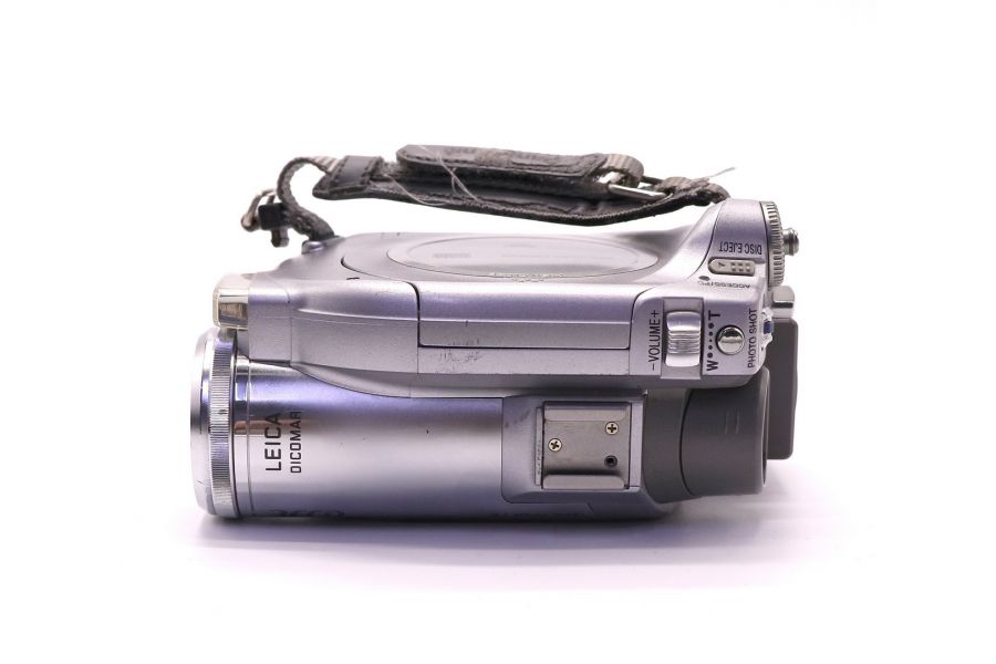 Видеокамера Panasonic VDR-D300