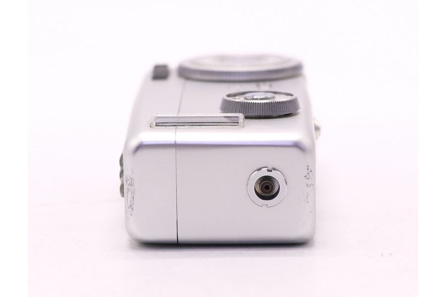 Minolta 16 MG шпионская камера в кожаном футляре