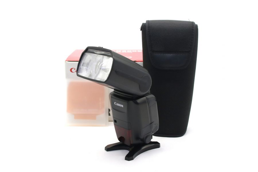 Фотовспышка Canon Speedlite 600EX-RT в упаковке