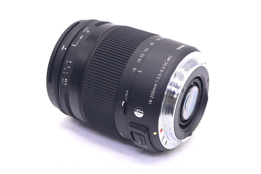 Sigma AF 18-200mm f/3.5-6.3 DC Macro HSM Contemporary Canon EF