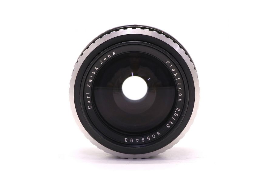 Flektogon 2,8/35 Carl Zeiss Jena (Germany)
