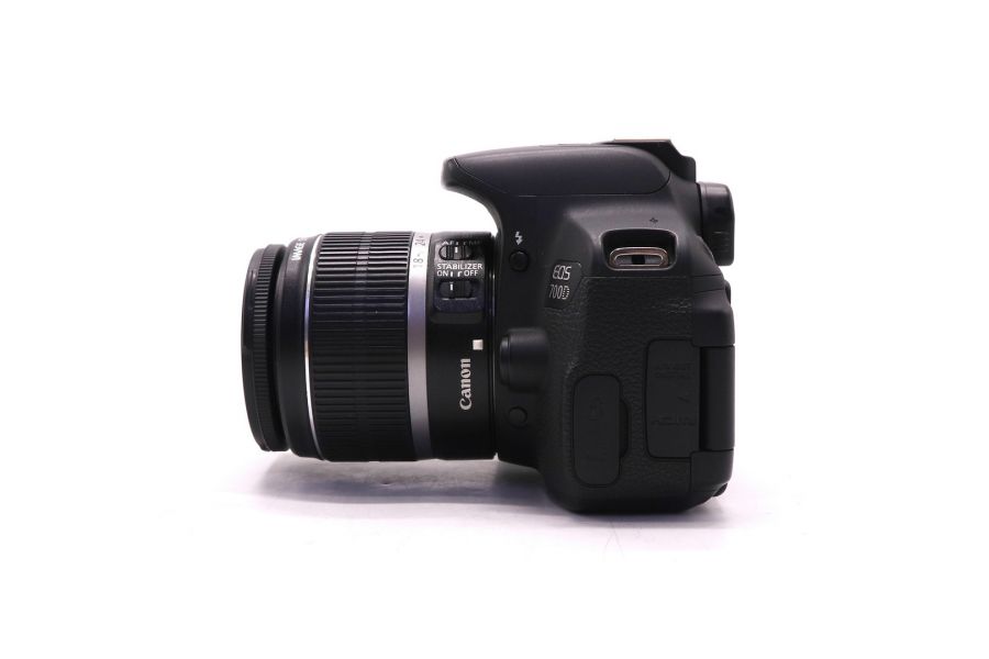 Фотокамера Canon EOS 700D kit (пробег 33350 кадров)