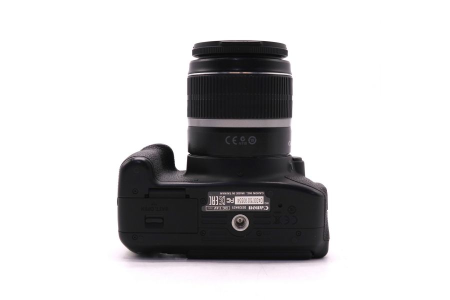 Фотокамера Canon EOS 700D kit (пробег 33350 кадров)