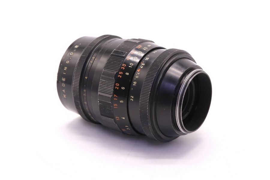 Pentacon 2.8/135 M42 15 лепестков (Germany, 1970)