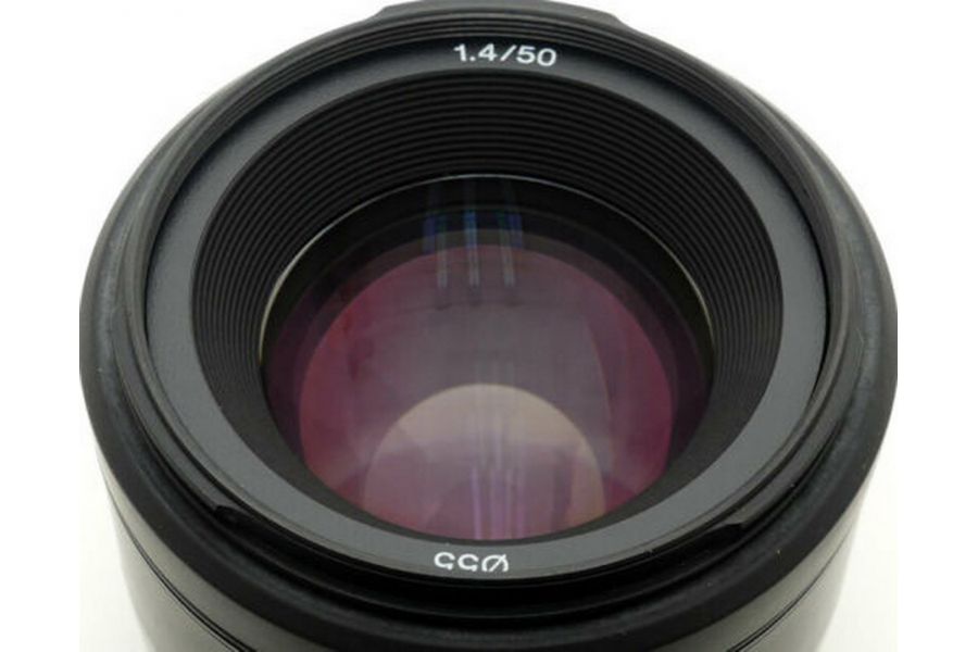 Sony 50mm f/1.4 (SAL-50F14)