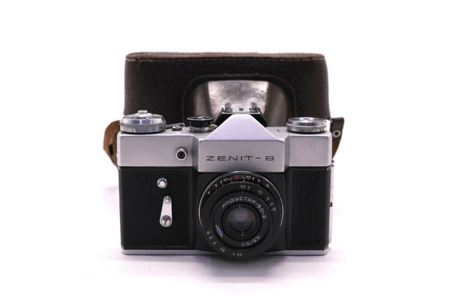 Зенит В + Индустар 50-2 kit (КМЗ, 1971)