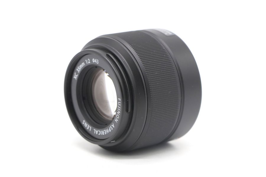 Fujifilm XC 35mm f/2