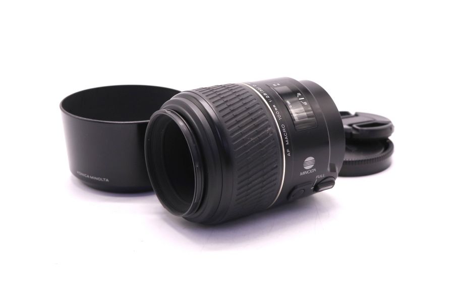 Minolta AF 100mm f/2.8(32) Macro (Japan)