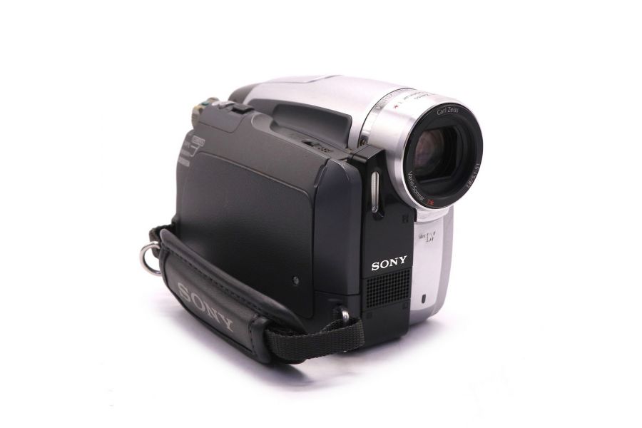 Видеокамера Sony DCR-HC94