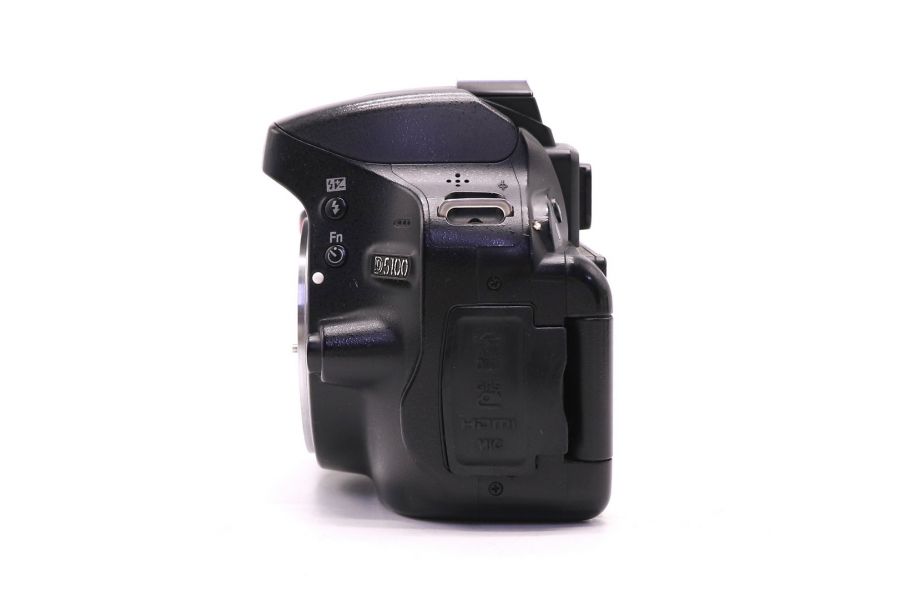 Nikon D5100 body любительская камера (неисправный) 