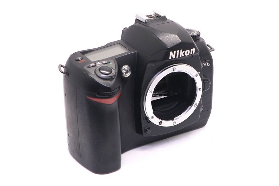 Nikon D70s body (пробег неизвестен)