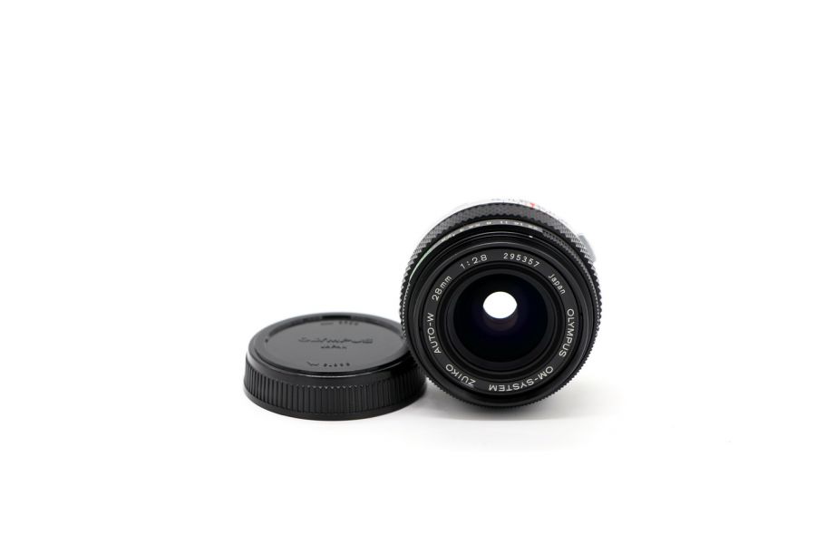 Olympus OM-System Zuiko Auto-W 28mm f/2.8