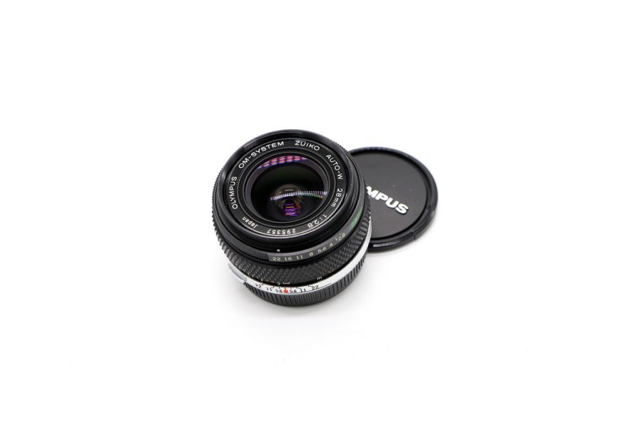 Olympus OM-System Zuiko Auto-W 28mm f/2.8