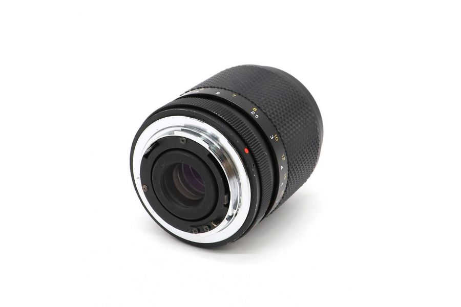 Yashica DSB 135mm f/2.8