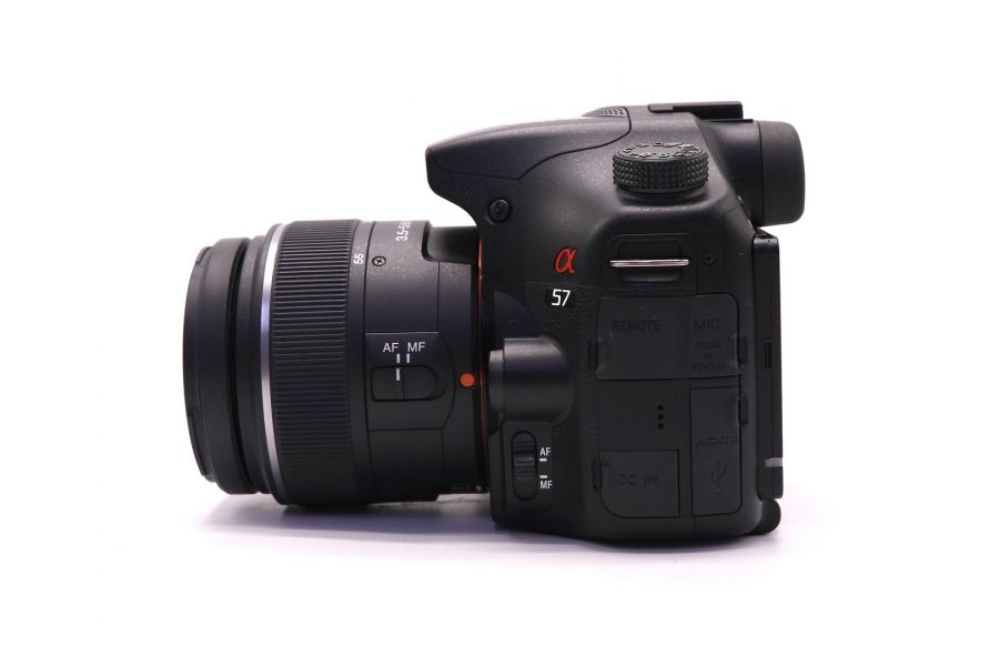 Sony A57 kit (пробег 3300 кадров)