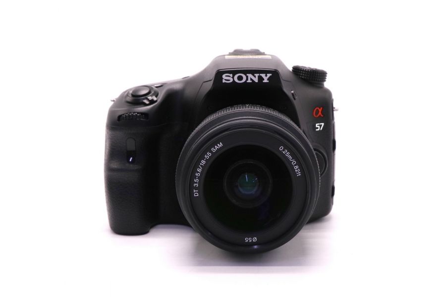 Sony A57 kit (пробег 3300 кадров)